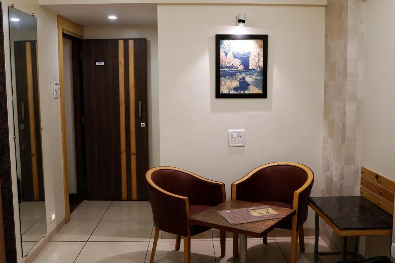 The Myriad Hotel Bhayandar Dış mekan fotoğraf