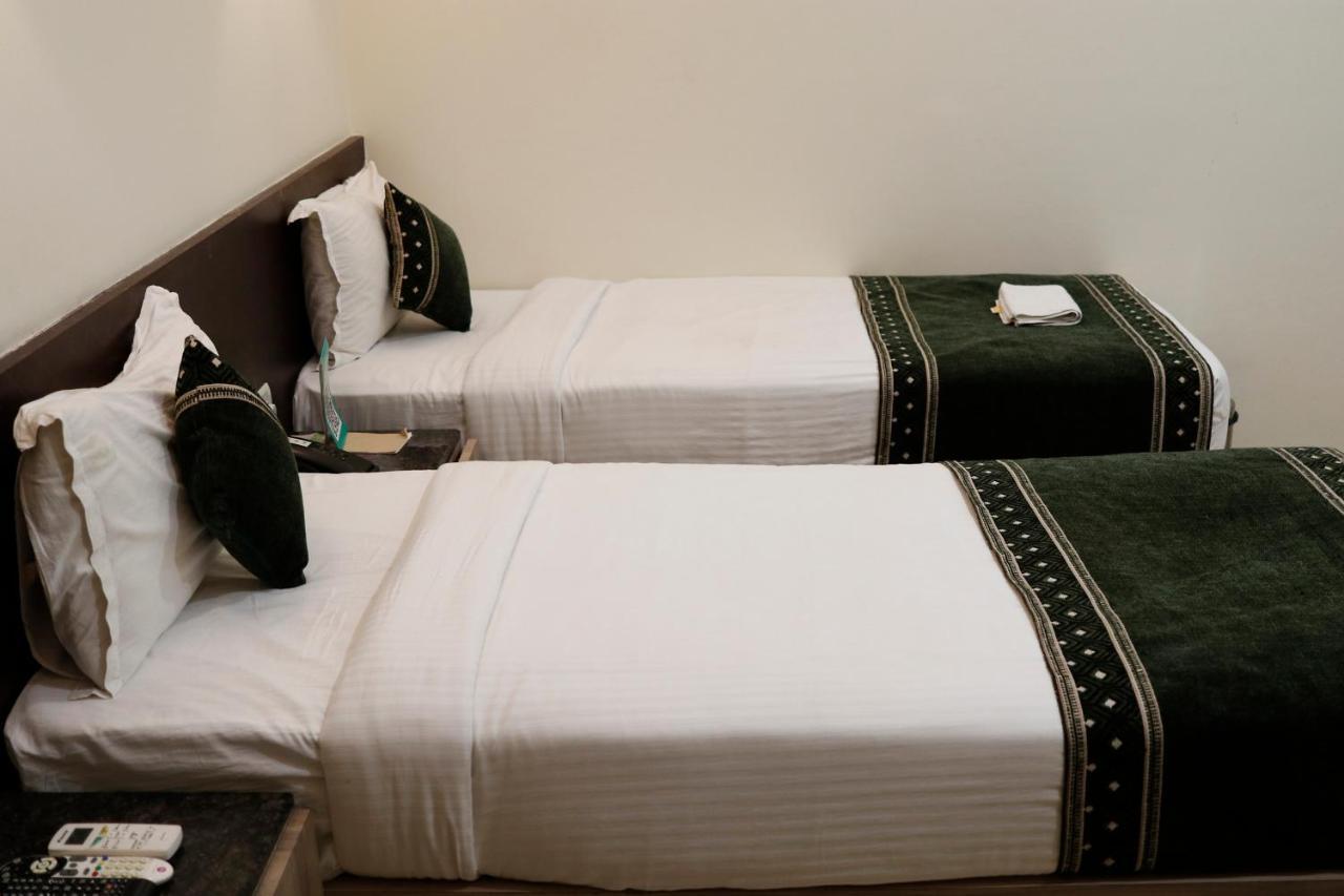 The Myriad Hotel Bhayandar Dış mekan fotoğraf