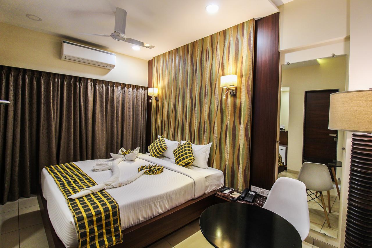 The Myriad Hotel Bhayandar Dış mekan fotoğraf